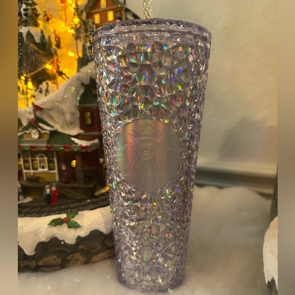 Starbucks’s venti holiday 2024 cup